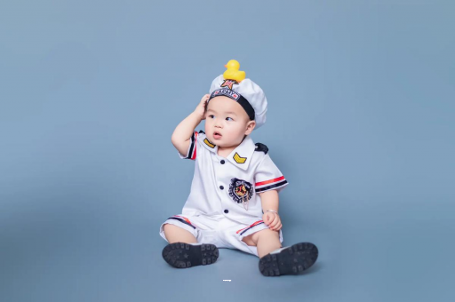 广州代怀试管生子五个月宝宝大便酸臭